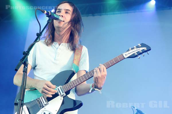 TAME IMPALA - 2013-07-07 - BELFORT - Presqu'ile du Malsaucy - 